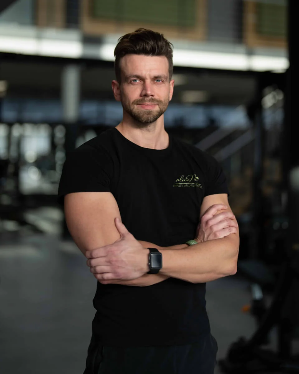 Porträt von Fabian bei almiNa